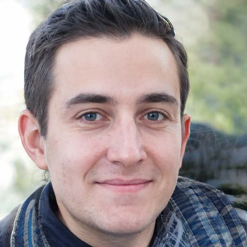 Lukas T.